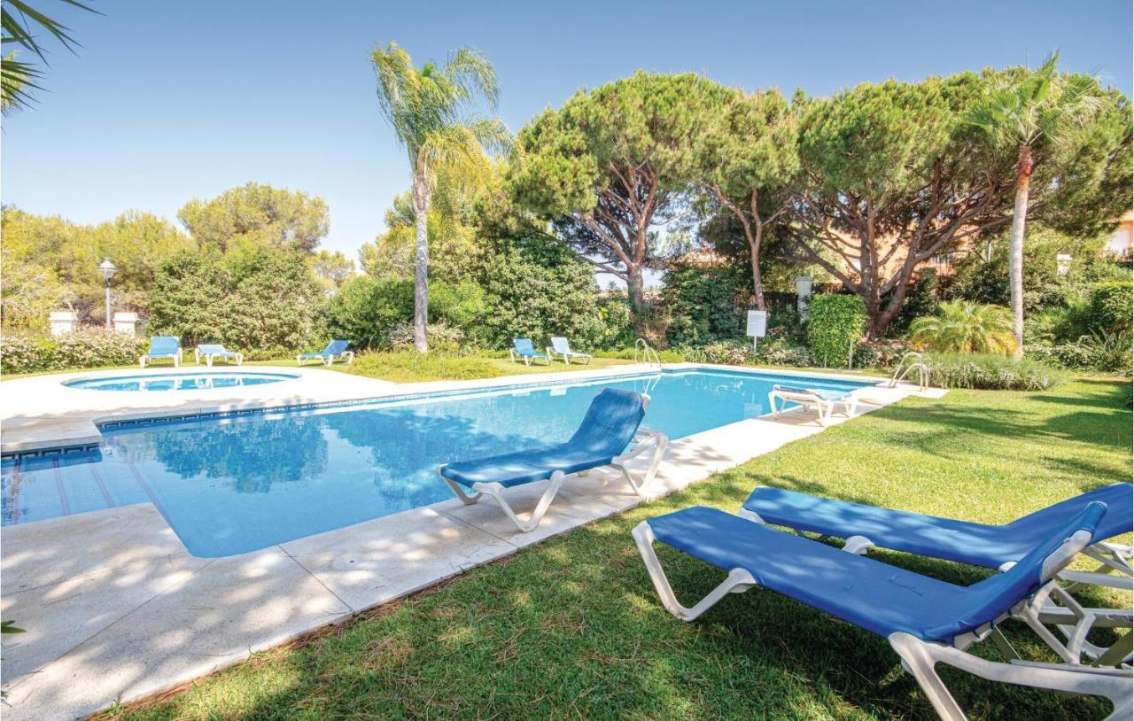 Apartemen Beautiful In Marbella-cabopino With 2 Bedrooms, Wifi And Outdoor Swimming Pool Marbella