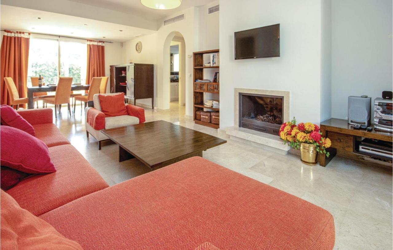 Beautiful In Marbella-cabopino With 2 Bedrooms, Wifi And Outdoor Swimming Pool Apartemen *